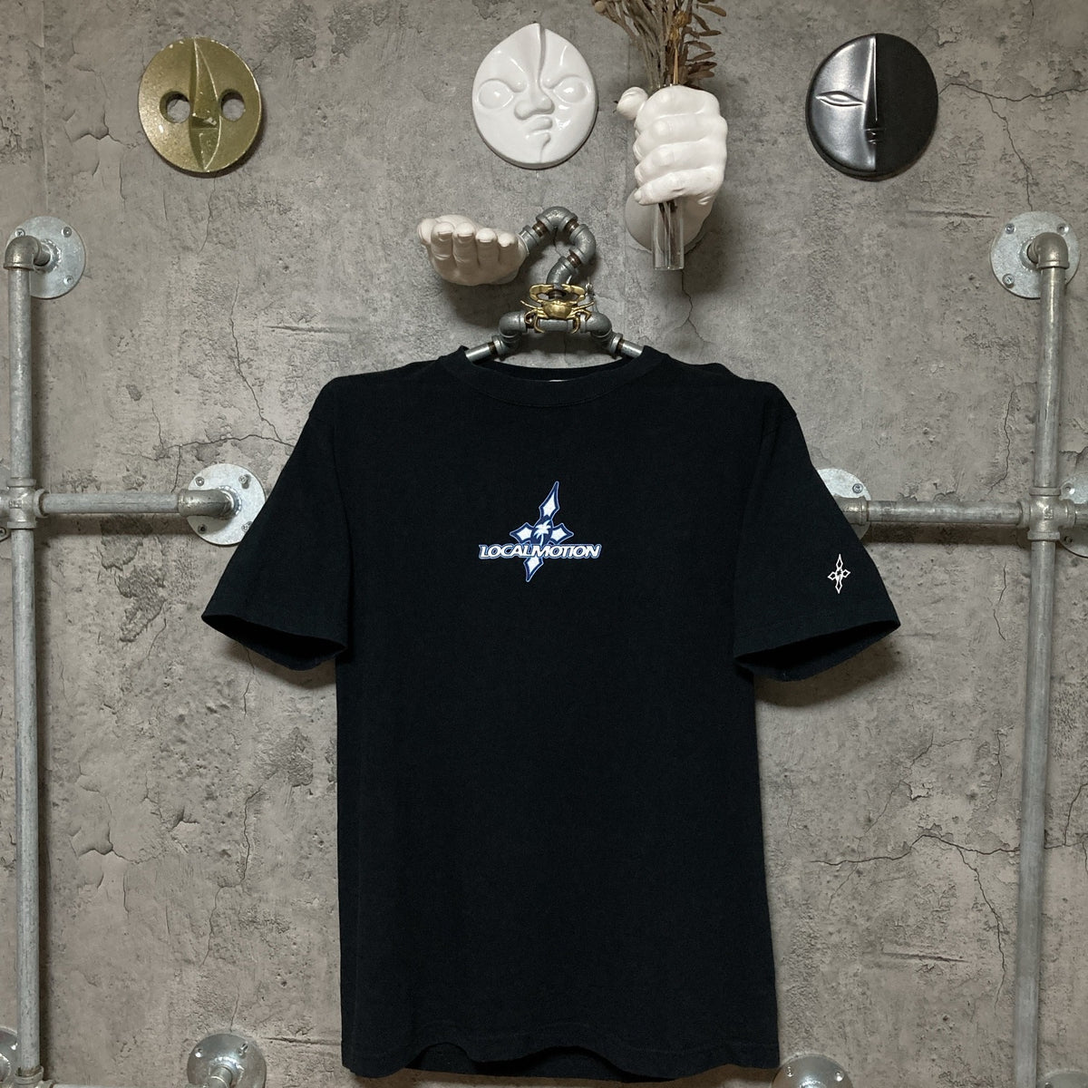 surfboard printed T shirt local motion hawaii black blue – 雑居ビル
