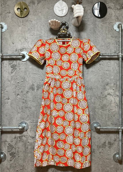 piping design flower bouquet patterned dress red yellow
