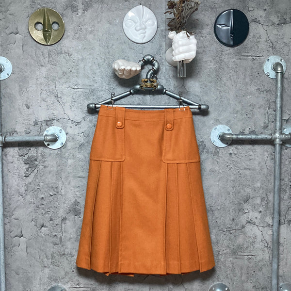 retro style pleated skirt orange