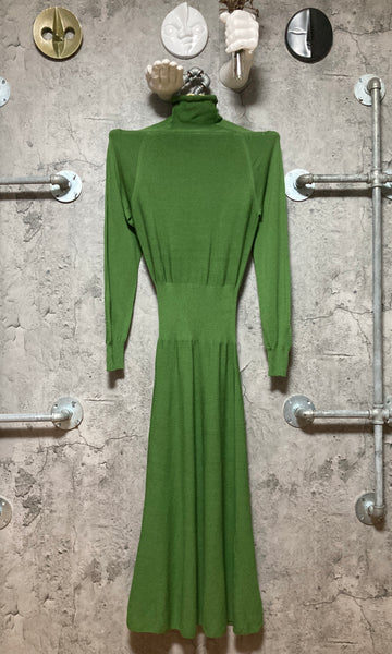turtleneck knit long dress Uniqlo green