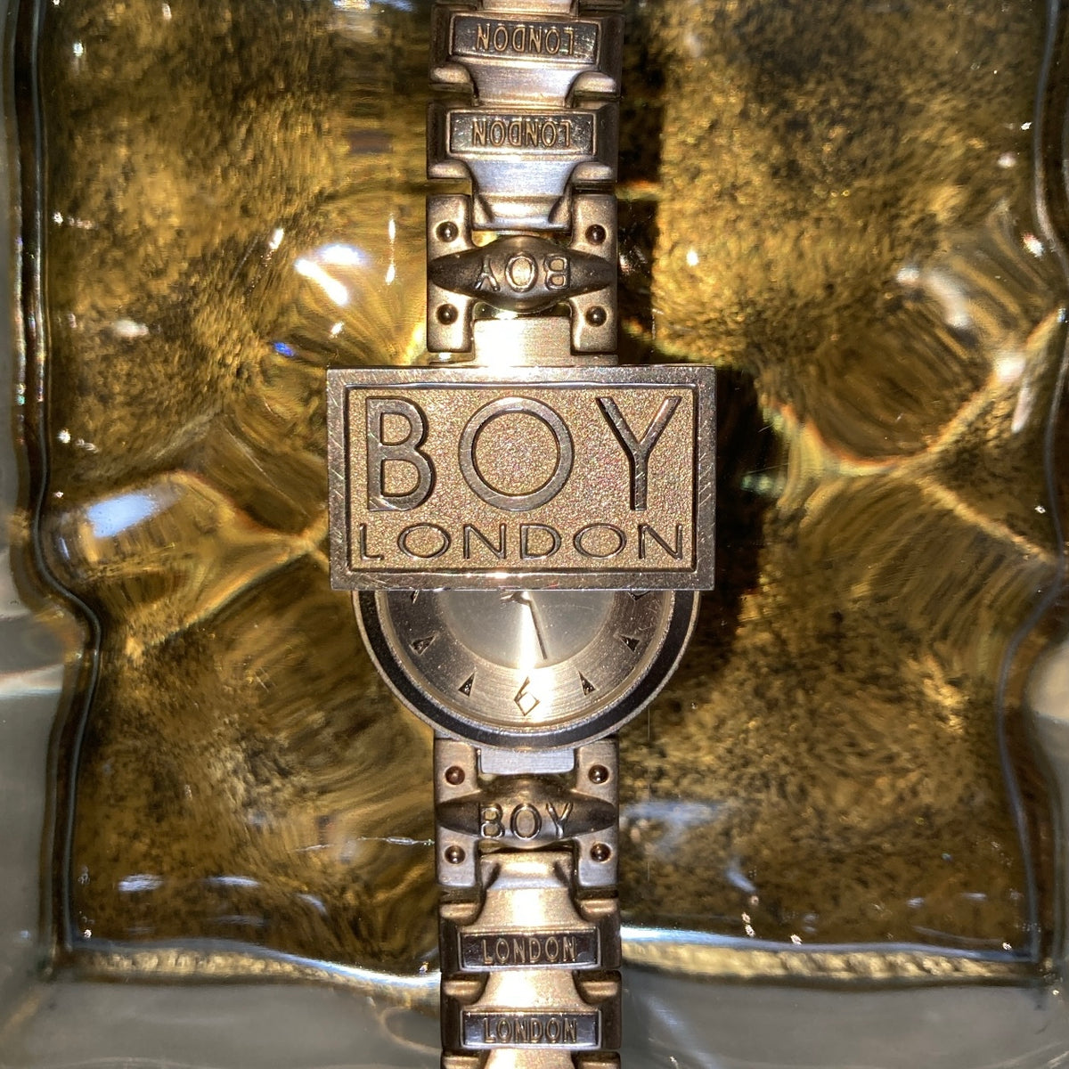 Boy London silver 153 kings road watch – 雑居ビル