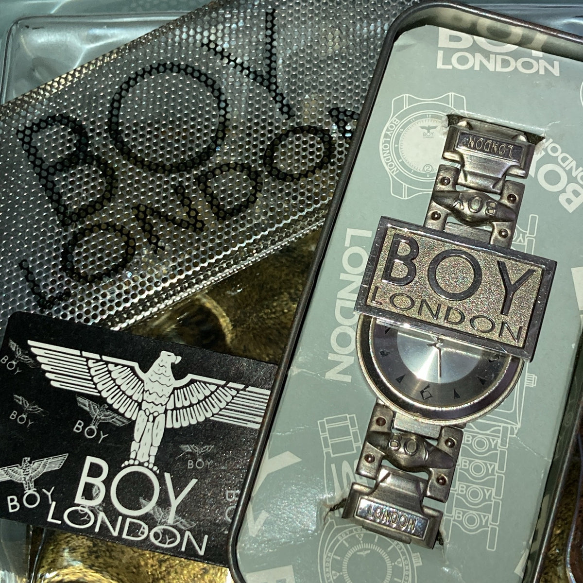 Boy London silver 153 kings road watch – 雑居ビル