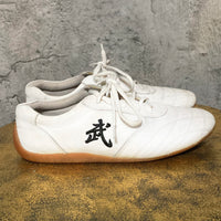 Chinese Tai Chi embroidered flat shoes white
