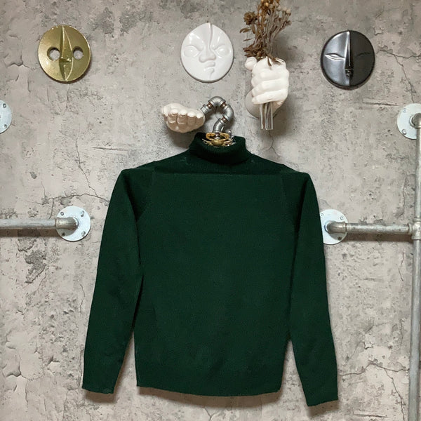 turtleneck knit top deep green