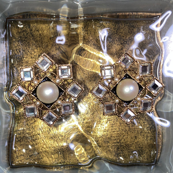 gold x crystal x pearl earrings