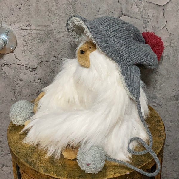 earmuffs pompom knit cap gray red