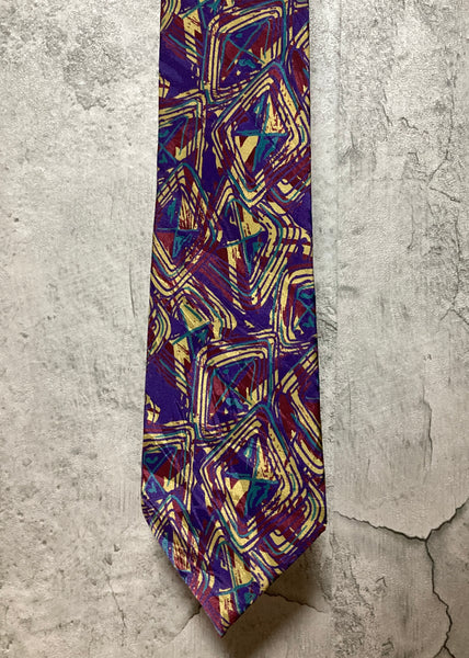 geometric pattern purple tie