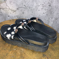 daisy flower sandals black