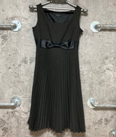 black pleats dress