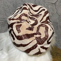 brown zabra pattern casquette